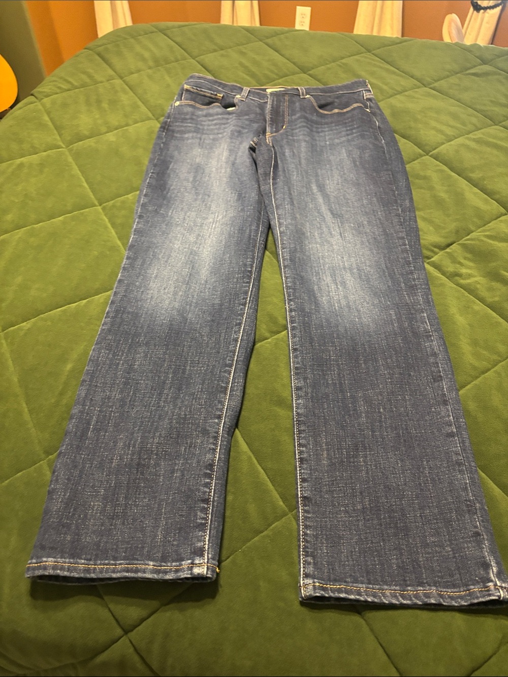 Levi's Women's Medium Blue Straight-Leg Jeans